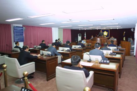 2002년8월 구의회 정례회의 의 사진