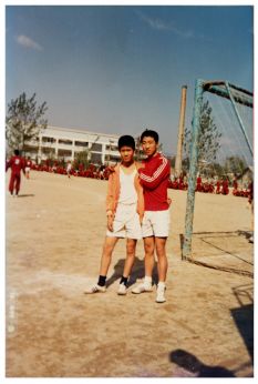 축구하다 말고 한 컷 의 사진