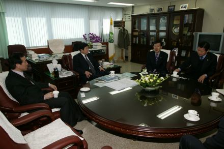 울산광역시 중구청 대표단 방문 의 사진3