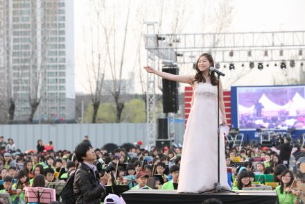 2012 금천 하모니 벚꽃축제(하모니오케스트라 연주) 의 사진29