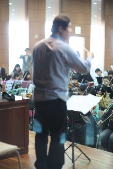 제2회 하모니오케스트라 연습장면 의 사진3