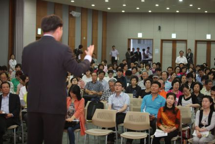 금천시민대학 토크콘서트(대한민국의 길을 묻는다) 의 사진17