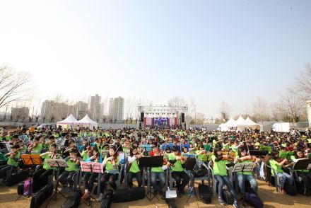 2012 금천 하모니 벚꽃축제(하모니오케스트라 연주) 의 사진62