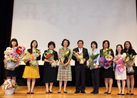 2012년 금천구 보육인의 날 행사 개최 의 사진54