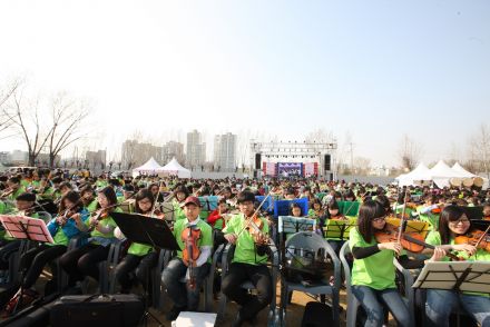 2012 금천 하모니 벚꽃축제(하모니오케스트라 연주) 의 사진97