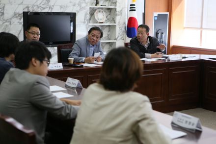 한울중 이전관련 학부모 면담 의 사진