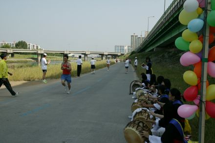 2004 금천구민건강달리기 대회 의 사진18