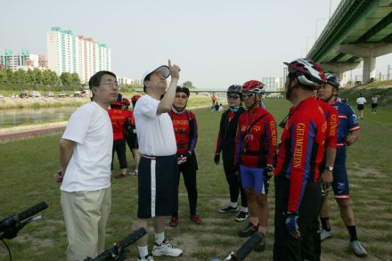 2004 금천구민건강달리기 대회 의 사진23