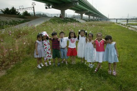 금천한내(안양천)과 아이들 의 사진14