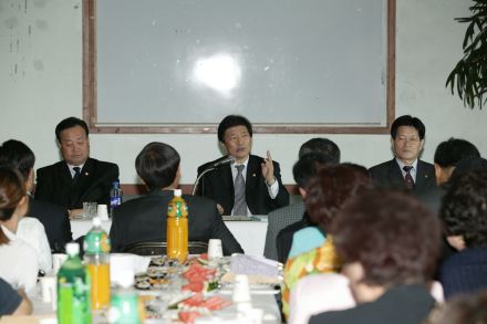 2004년 가산동 주민과의 대화 의 사진29