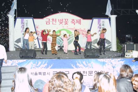 벚꽃축제 (주민마당) 의 사진