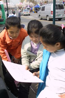 벚꽃축제 (주민마당) 의 사진24