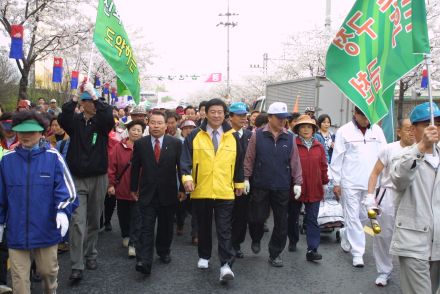 벚꽃십리길 구민걷기대회 의 사진60