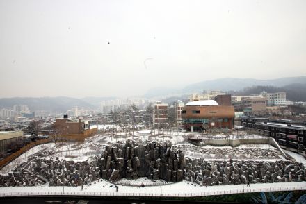 눈 쌓인 금천 폭포공원 의 사진6