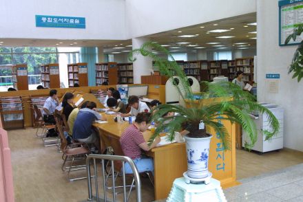 구립정보도서관 내부 의 사진
