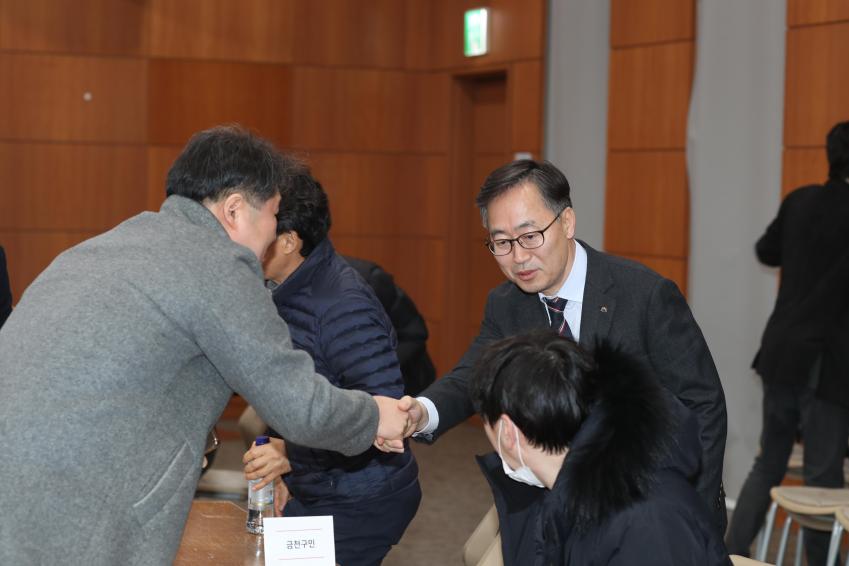 금천구 대표축제 {금천하모니벚꽃축제}발전방향 모색을 위한 주민공청회 의 사진3