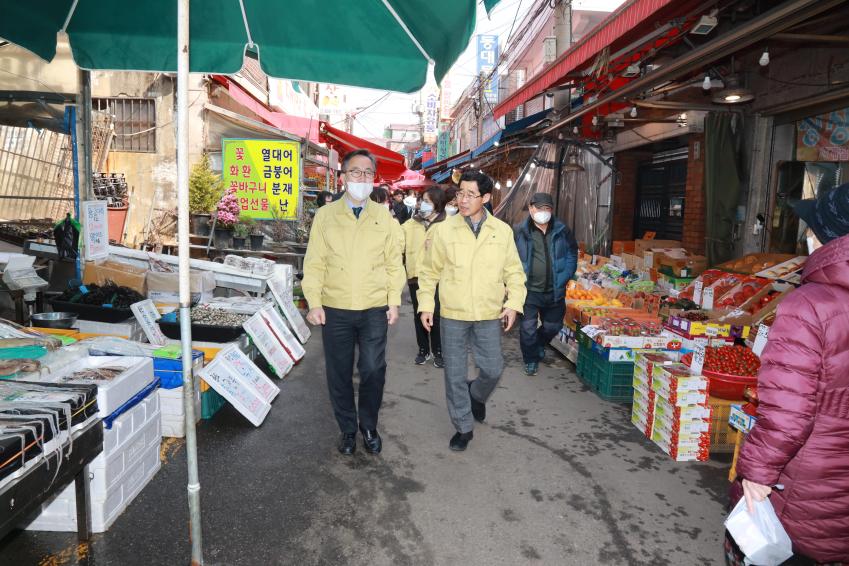 재래시장살리기 상인 격려(현대시장) 의 사진3