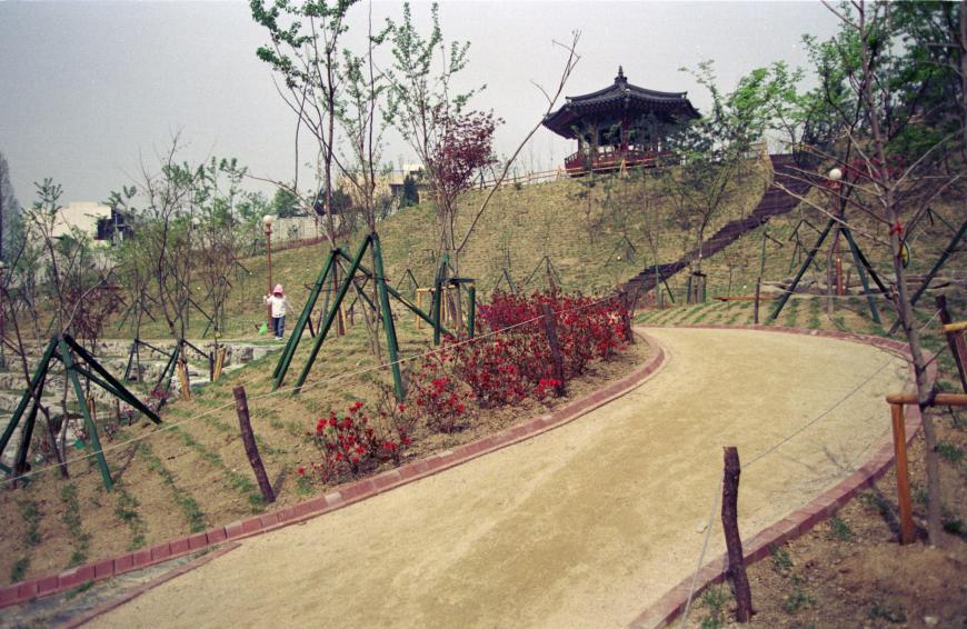 1999년 산기슭공원 의 사진1