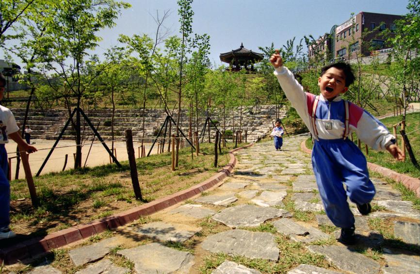2001 산기슭공원 의 사진2