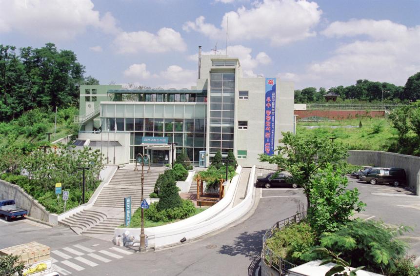 2001년 금천구립도서관 의 사진2