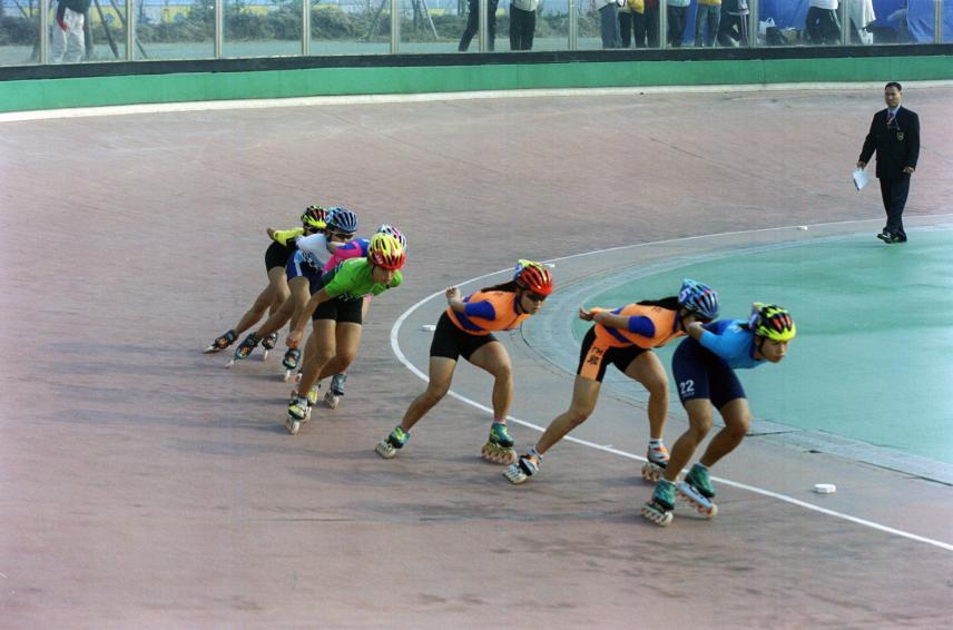 2001년 롤러스케이트 시합 의 사진