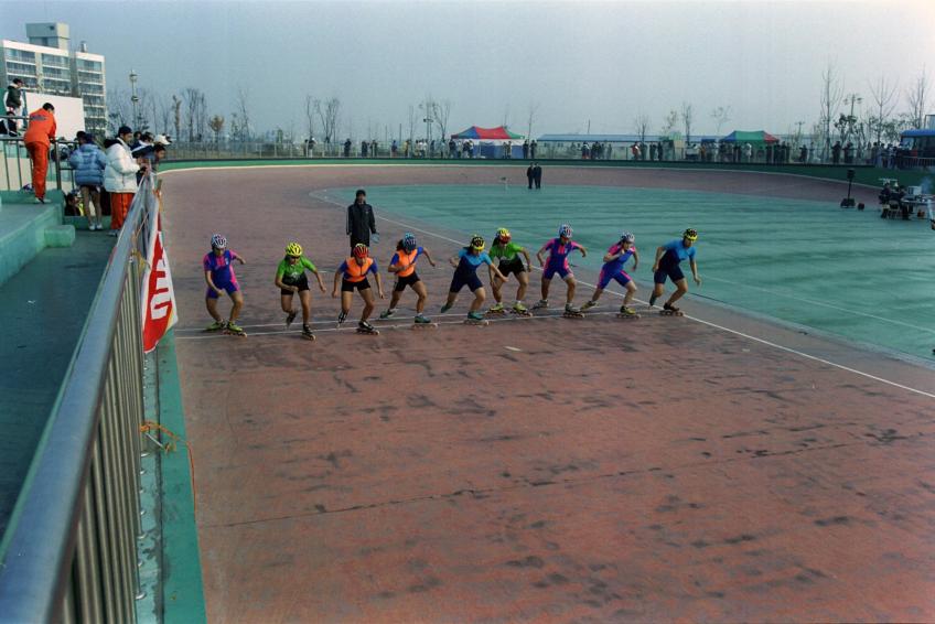 2001년 롤러스케이트 시합 의 사진9