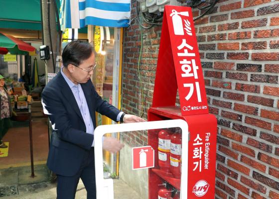 비단길현대시장 '야시장 운영과 고객사은 대축제' 의 사진2