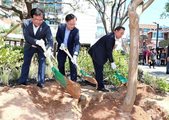 독산2동 마을공원 및 공영주차장 준공식 의 사진31