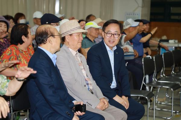 대한노인회 금천구지회 한궁대회 의 사진5
