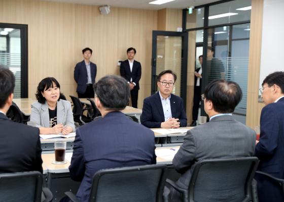 혁신거점센터 라운딩 의 사진14