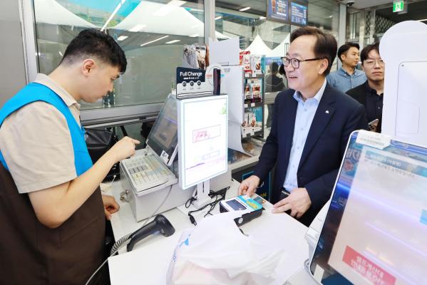 구청 청사 편의점 개소식 의 사진17