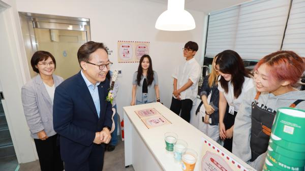 금천구청소년상담복지센터 이전 개소식 의 사진6