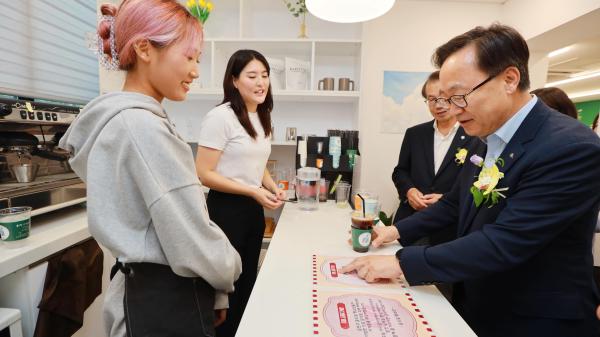 금천구청소년상담복지센터 이전 개소식 의 사진45