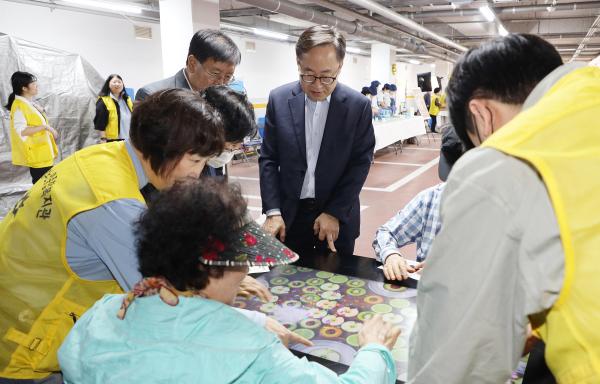 금천호암노인종합복지관 노인의 날 행사 의 사진10