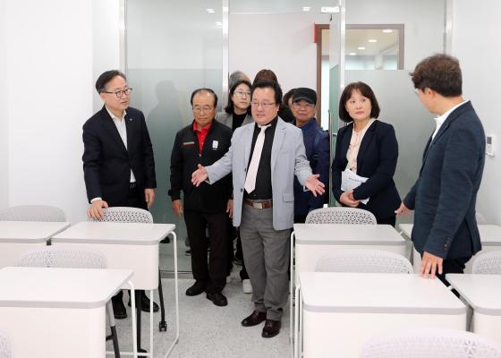 가산동 문화복합공간 리모델링 개관식 의 사진28