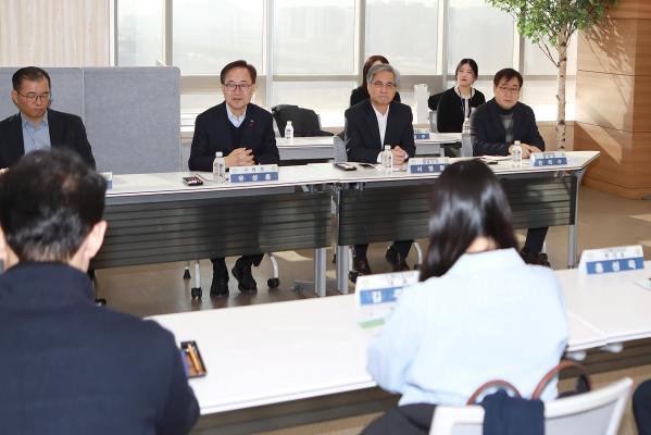 금천구-(주)인케이코리아-금천문화재단 문화예술프로그램 개발 업무협약식 의 사진4