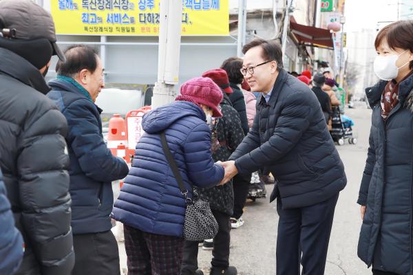 사랑나눔봉사단 한마음회 저소득 어르신 도시락 지원 행사 의 사진13