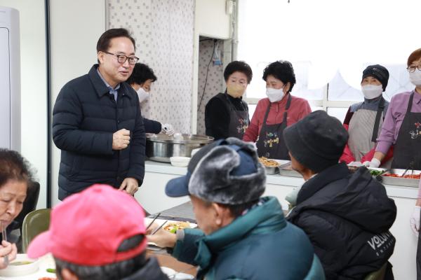 안수인밥퍼공동체 저소득 어르신 급식지원 현장 방문 의 사진18