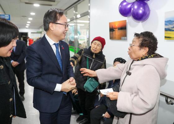 금천호암노인종합복지관 설맞이 행사 의 사진24