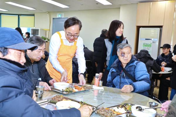 2025년 금천누리종합사회복지관 설맞이 특식 지원 행사 의 사진29