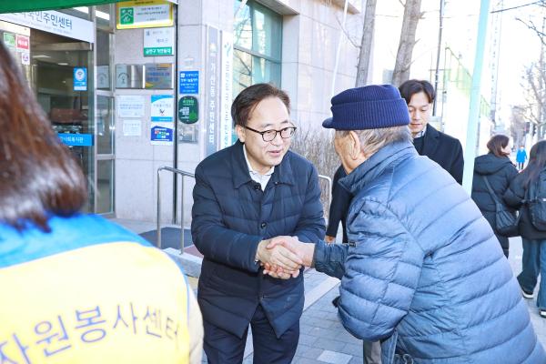 가산동 자원봉사캠프 사랑나눔 바자회 의 사진5