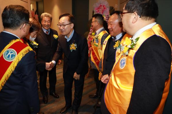 (사)국제키와니스한국지구 서울지역 총재 이취임식 의 사진1