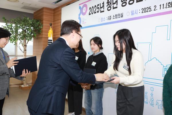 금천구 청년 행정인턴 임명장 수여식 의 사진5