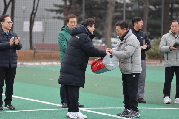 금천구축구협회 70대 대표단 시무식 의 사진13