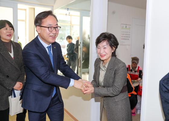벽산아파트 금하경로당 개소식 의 사진3
