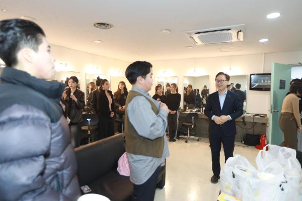 뮤지컬 영웅 출연진 격려 의 사진6