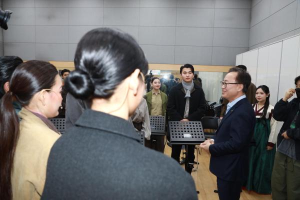 뮤지컬 영웅 출연진 격려 의 사진10