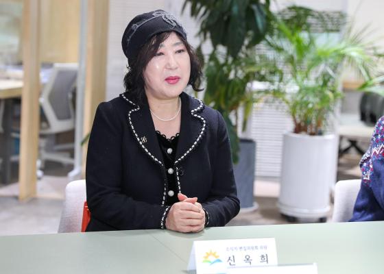 소식지편집위원회 위원 감사장 수여식 의 사진10