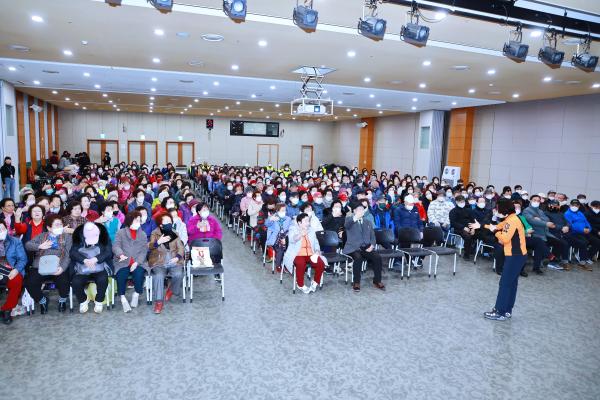 (사)대한노인회 금천구지회 노인일자리 및 사회활동 지원사업 참여자 안전교육 의 사진34