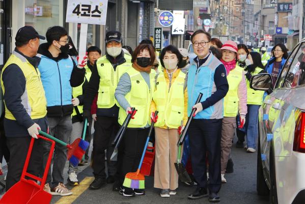 개청 30주년 주민과 함께하는 _독산1동_ 새봄맞이 대청소 의 사진12